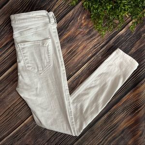 Deals for Hollister High Rise Jeans 
